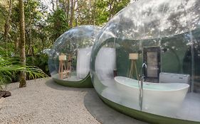 Oom Bubble Boutique Hotel
