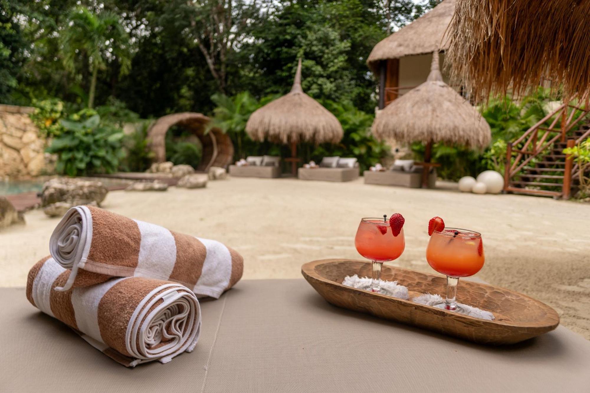 Oom Bubble Boutique Hotel Puerto Morelos Extérieur photo